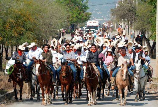 La UAT fortalece lazos de fraternidad con la Cabalgata de la Amistad 2025