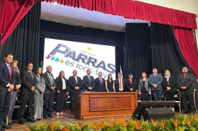 Parras celebra su 427 aniversario con distinciones a ciudadanos ejemplares