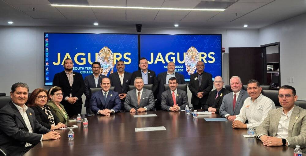 Reafirma rector de la UAT colaboración con South Texas College