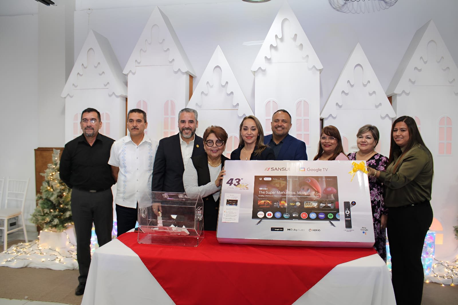 Ofrece la UAT festejo navideño a sus maestros y trabajadores sindicalizados