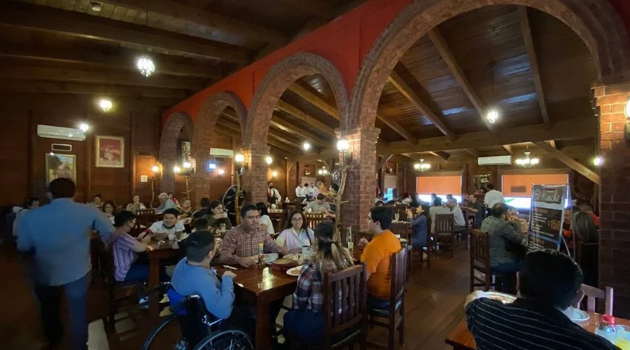 Restauranteros de Reynosa esperan repunte en ventas por festivos