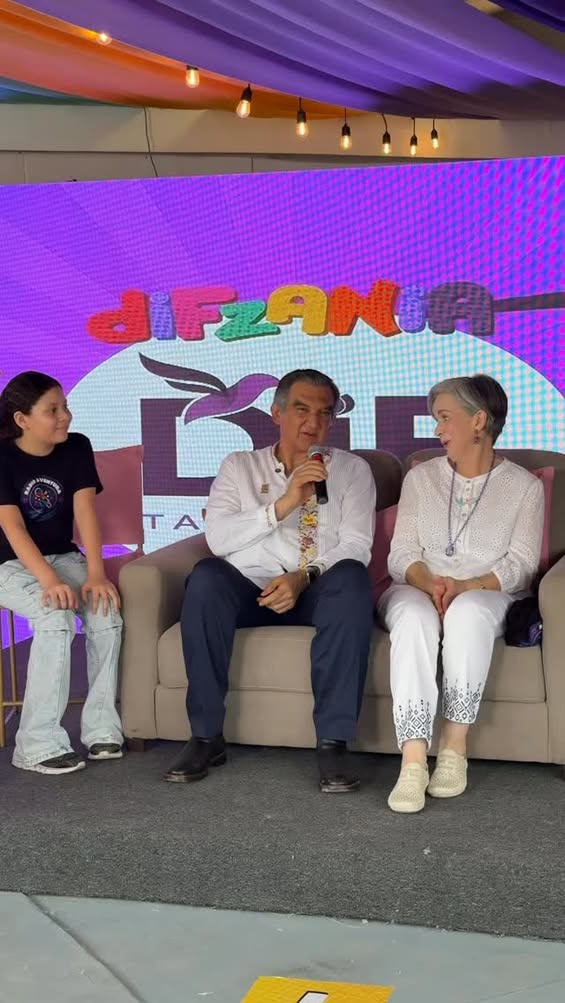 Durante DIFzania “Mi Familia, Mis Héroes”, el gobernador convivió con niñas y niños en una entrevista llena de espontane…