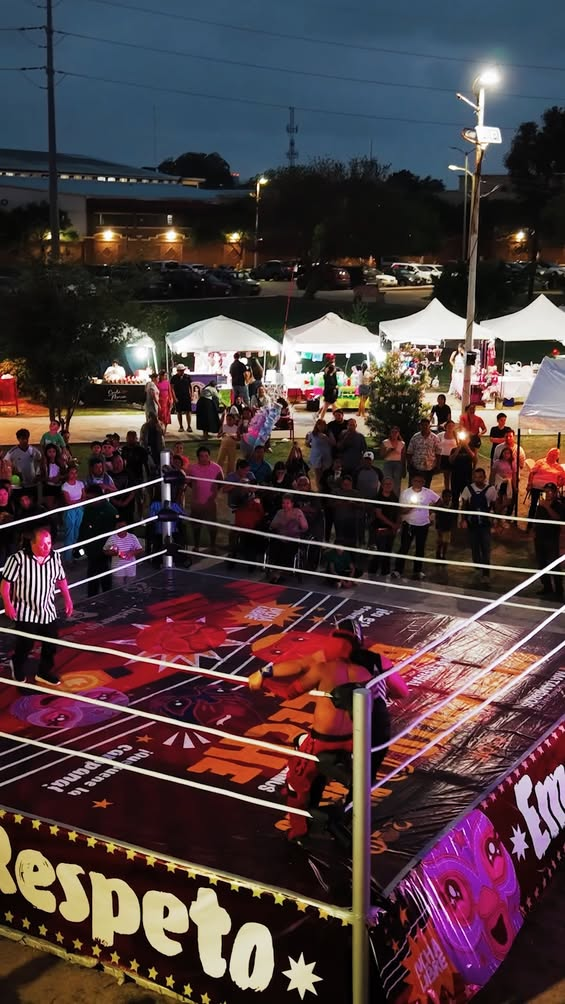 🎉✨ El Mercadito Puerta México se llenó de sonrisas con el 8° Festival Bebeleche. Familias disfrutaron música, arte y di…