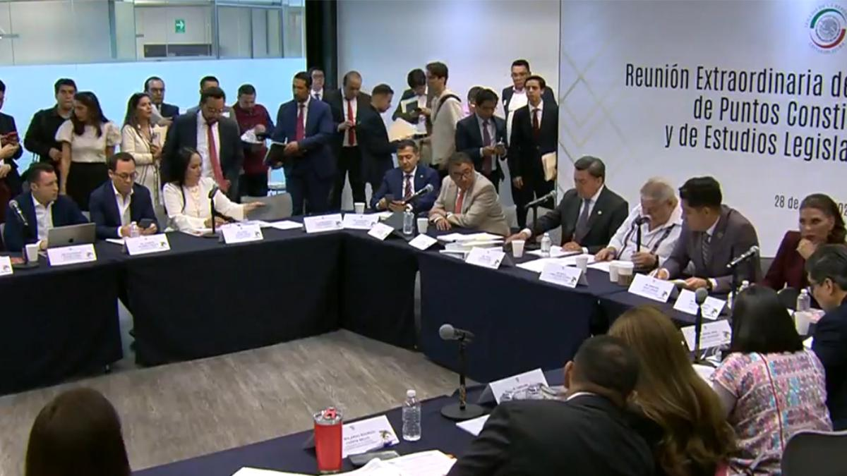 Comisiones del Senado avalan mover elección judicial al 2028