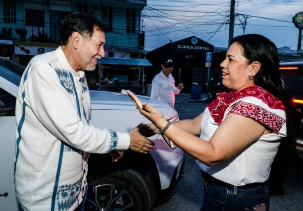 Patty Chío dio la bienvenida al senador Gerardo Fernández Noroña
