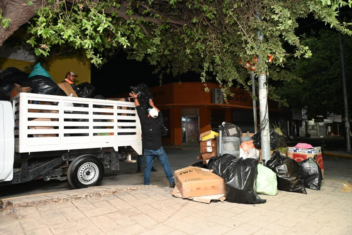 Muestra zona centro de Victoria limpieza en sus calles.