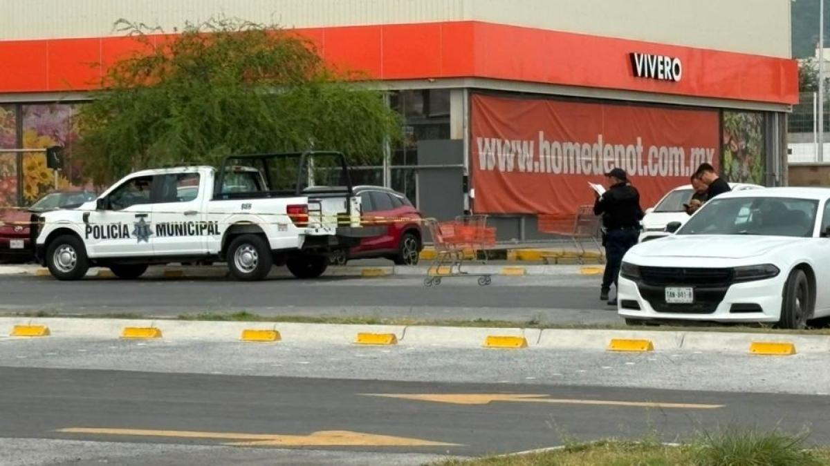 Abuelito muere en tienda departamental; simplemente se desvaneció