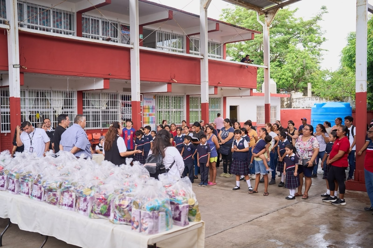 Entrega DIF Tamaulipas dotaciones para que estudiantes continúen con sus desayunos escolares en vacaciones