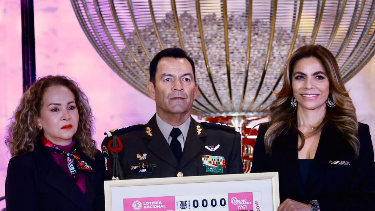 H. Colegio Militar de Tlalpan celebra 50 años con Lotenal