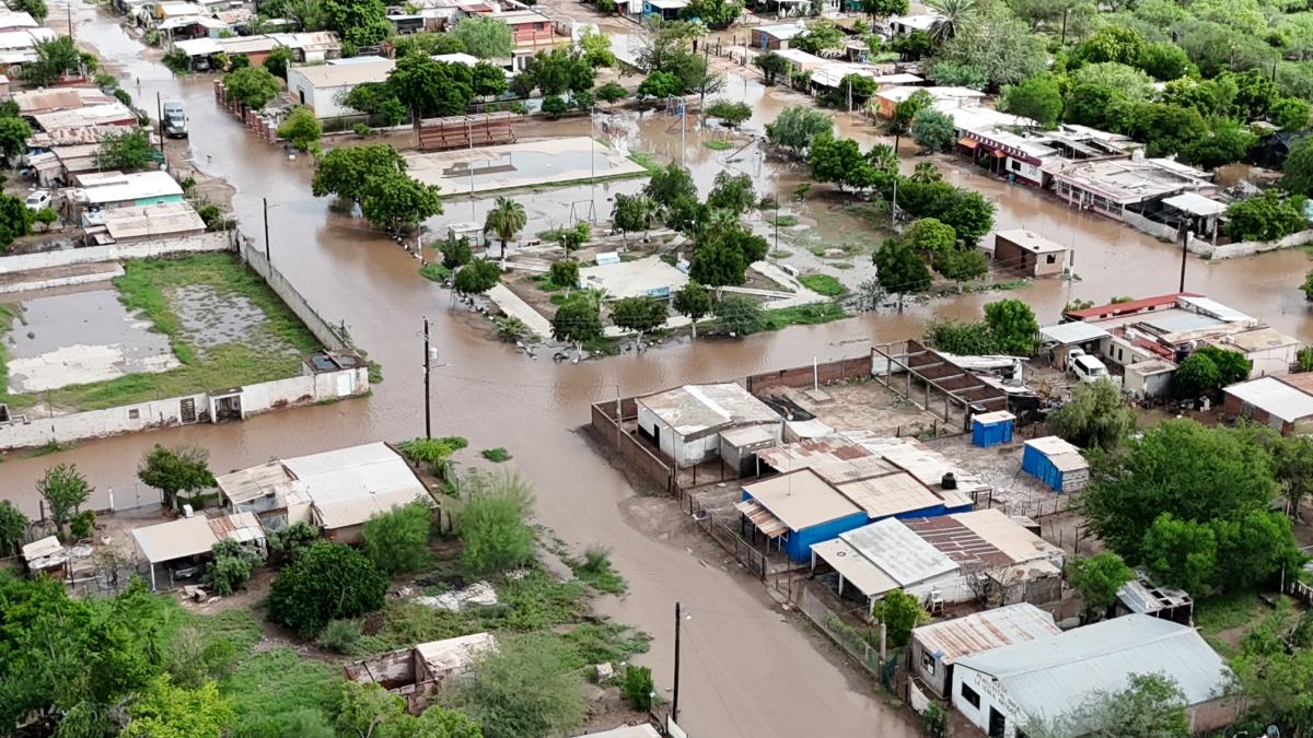 Polo deja inundaciones y cientos de familias damnificadas en Empalme, Sonora