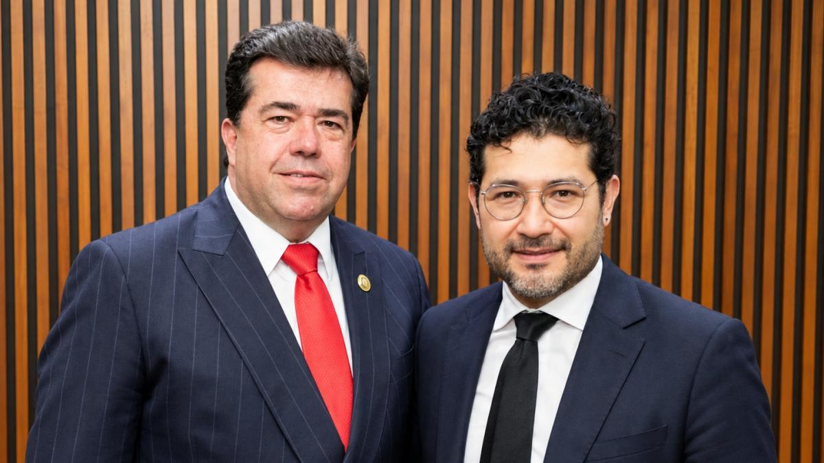 Destaca Pedro Haces avances históricos en la recuperación del salario mínimo y derechos laborales en México