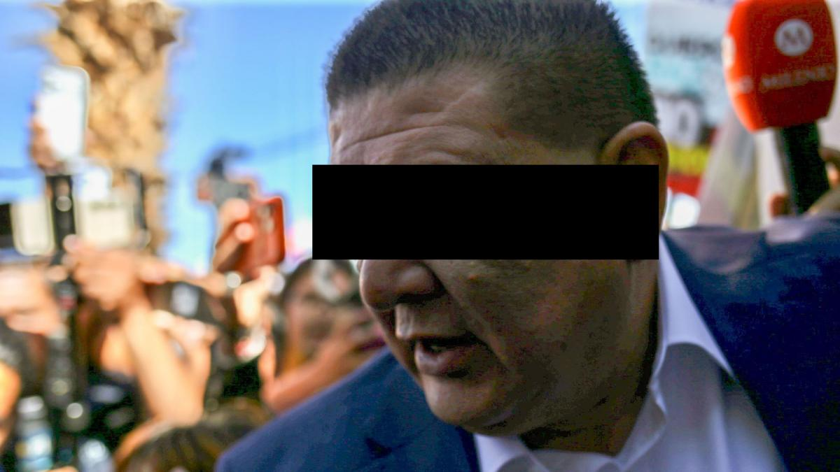 Vinculan a César Jaúregui por ejercicio ilegal del servicio público