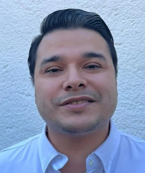 Pide regidor Daniel Pérez regular grúas y transparentar el servicio de parquímetros en Victoria
